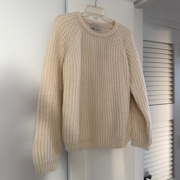 Cozy Cream Knit Sweater NWT - Picture 6 of 9